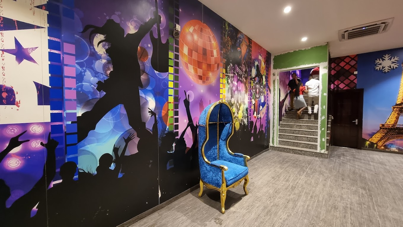 Coco Jambo Lounge & Lounge 1