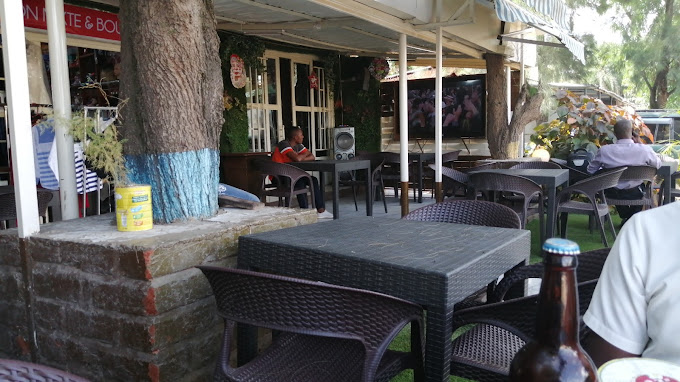 MK Restaurant 1