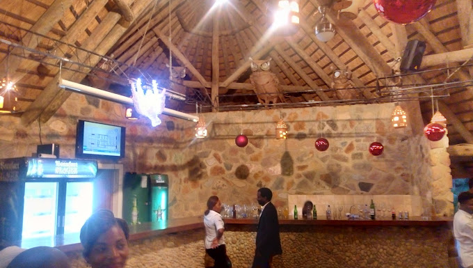 Restaurant Bush Camp 4